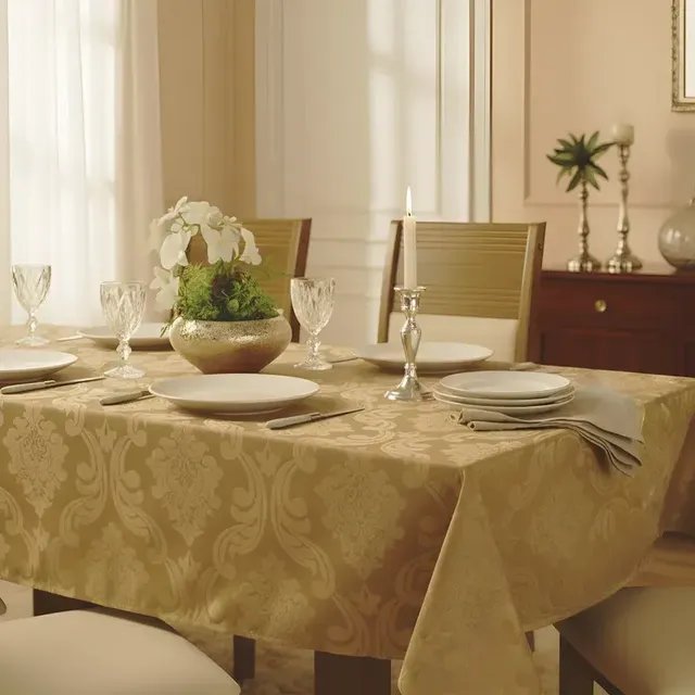 Toalha De Mesa Luxo Jacquard Inglês 4 Lugares (quadrada)