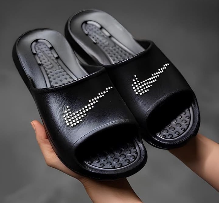 Chinelo Nike Victori One Masculino