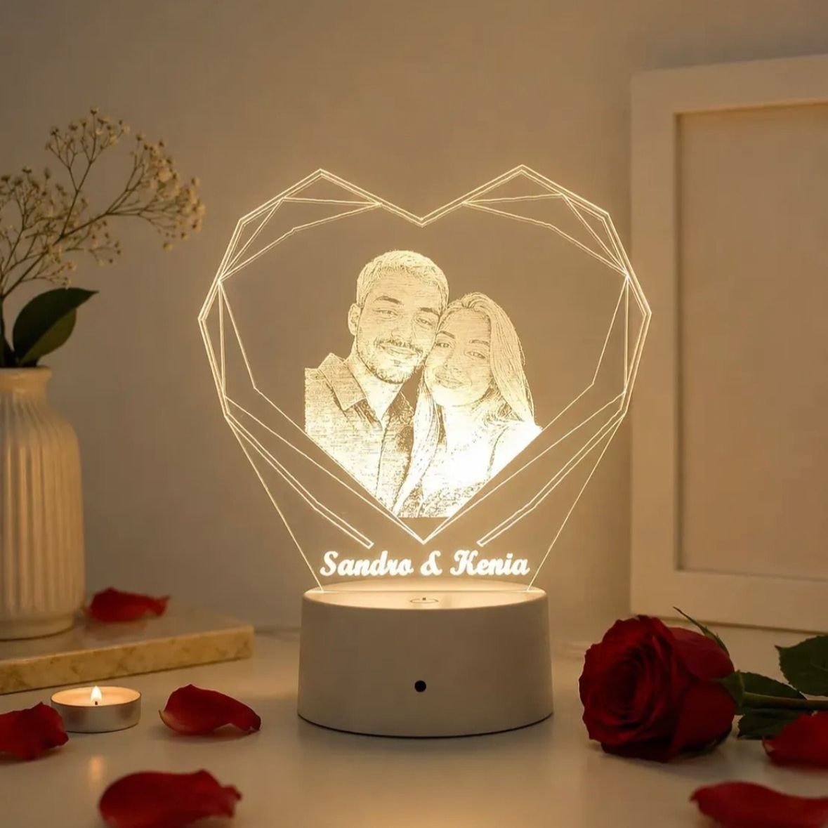 Luminária Led 3d Personalizada Casal Namorados 26cm