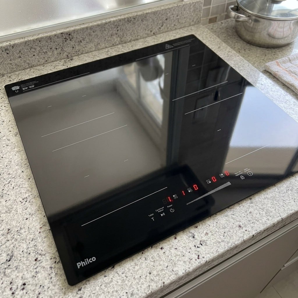 Cooktop De Indução Pctq1 Função Turbo 4 Bocas Philco 220v