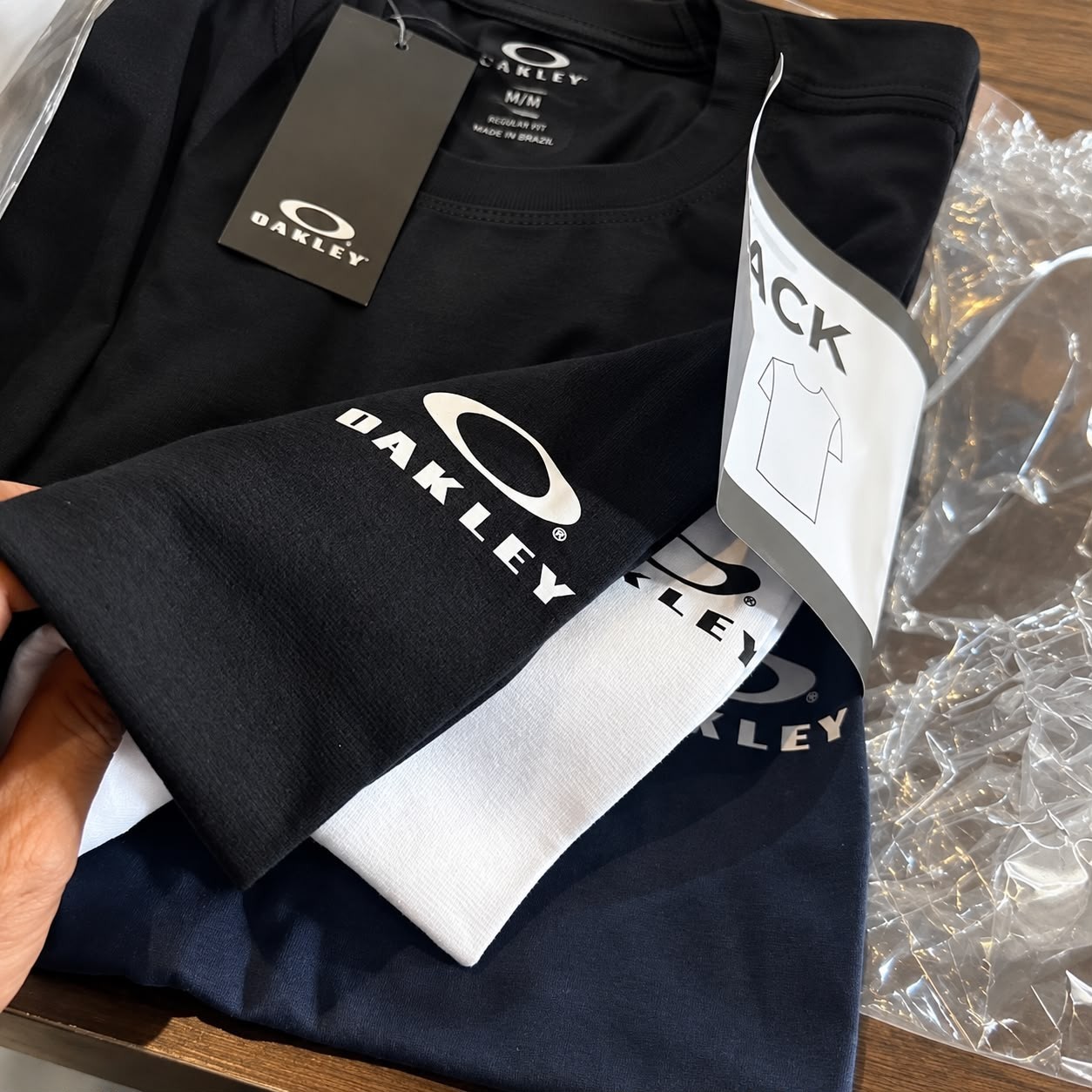 Kit 3 Camisetas Oakley Masculino Misselaneous Ellipse Misselaneous Logomarca (P ao GG)