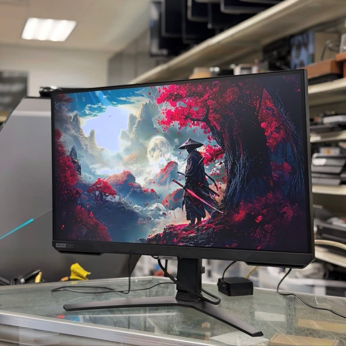 Monitor Gamer Samsung Odyssey G40 27 , 240 Hz, 1ms,