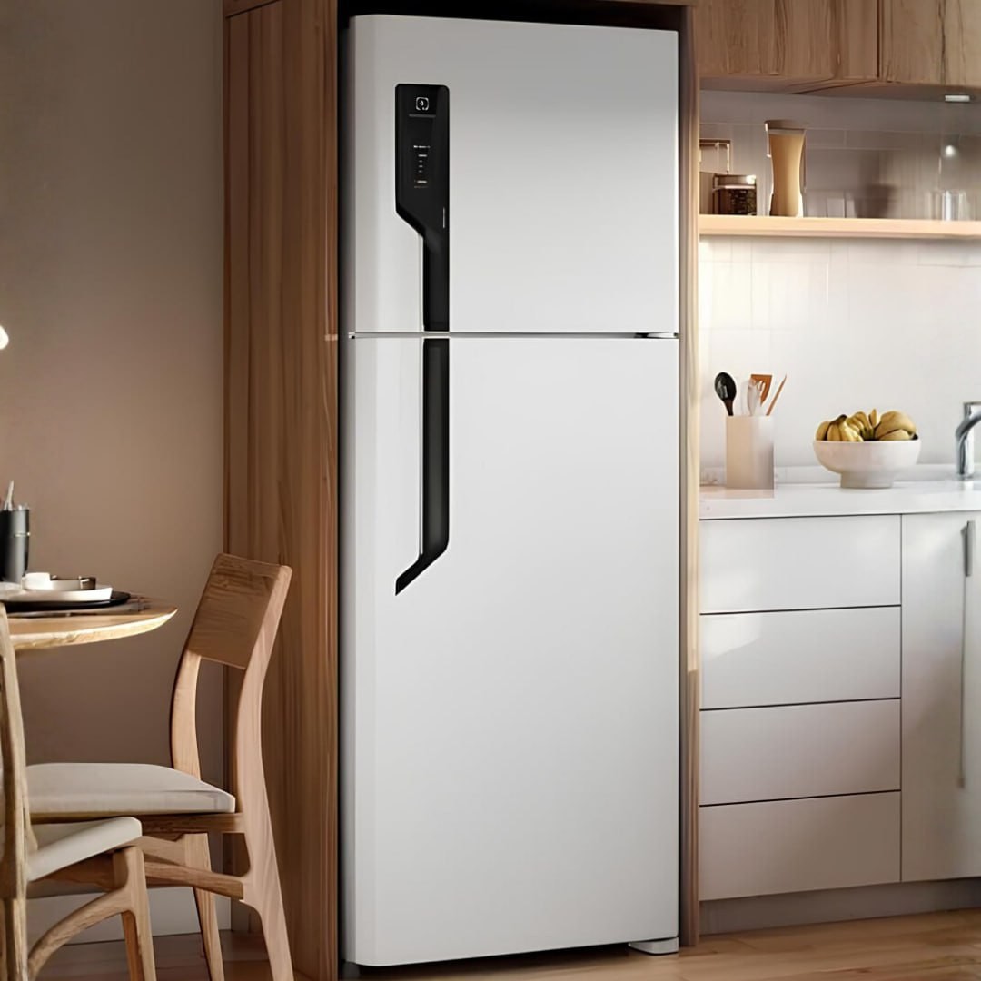 Geladeira Electrolux Frost Free com AutoSense 480L Efficient Duplex Branca TF71