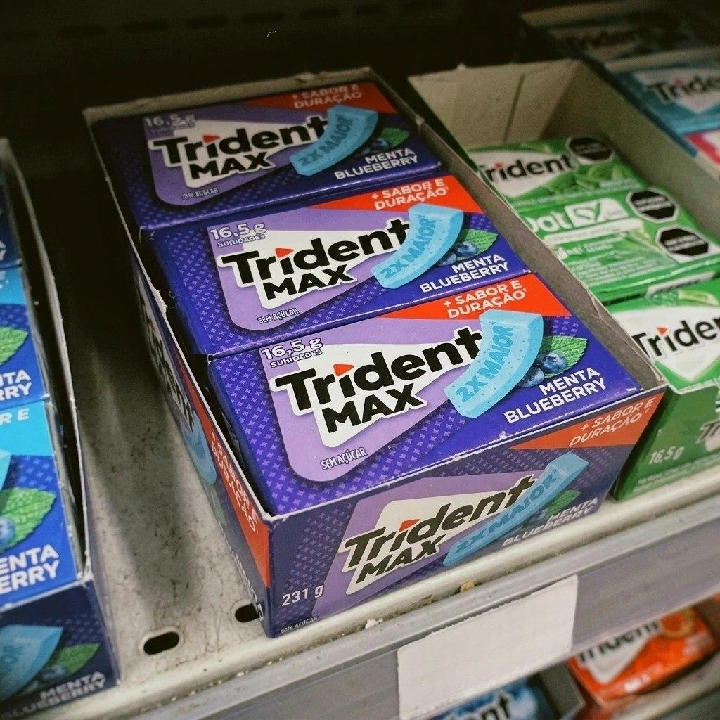Chiclete Trident Max Menta Blueberry Sem Açúcar - Caixa com 14 unid. de 16,5g