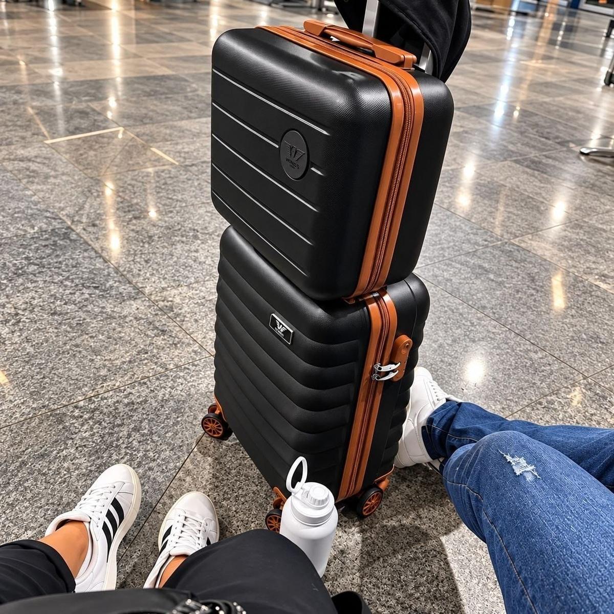 Kit Mala De Viagem Bordo Mão Pequena 10kg Abs Cadeado 360 Cor Preto