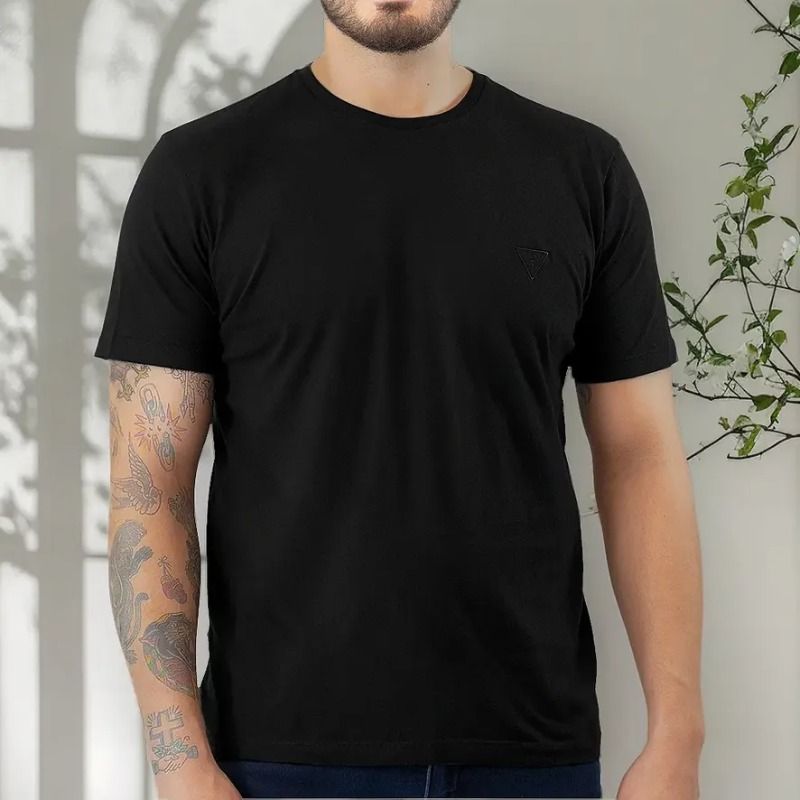 Camiseta Guess Masculina Bordado Peito Preta (P ao G3)