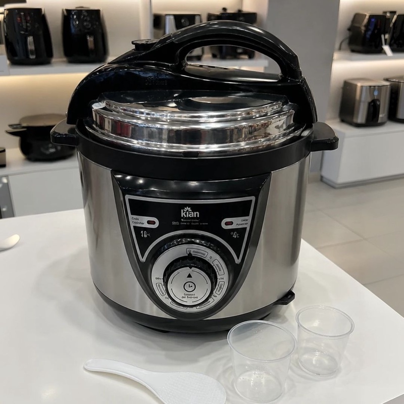 Panela De Pressão Elétrica Kian 4l Inox Acessórios Cor Prateado Frequência 50 Hz X 60 Hz