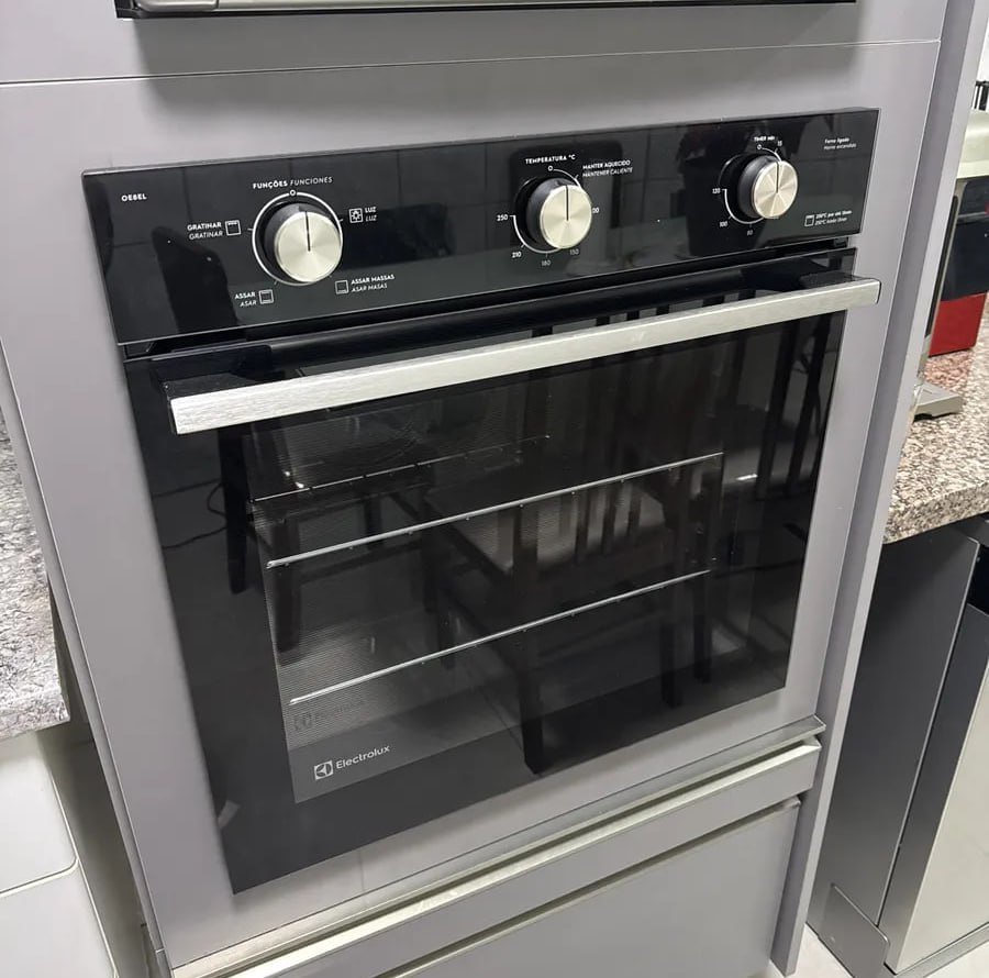 Forno de Embutir Elétrico Electrolux 80L OE8EL