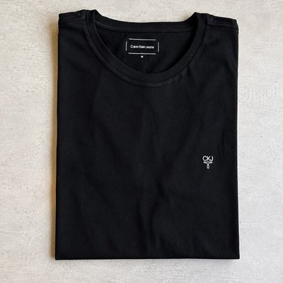 Camiseta Calvin Klein Jeans Light Omega Logo Preta Original