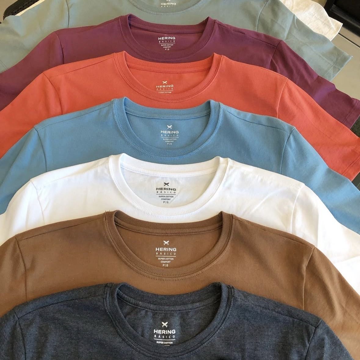 Kit Com 5 Camisetas Masculinas Básicas Slim Hering