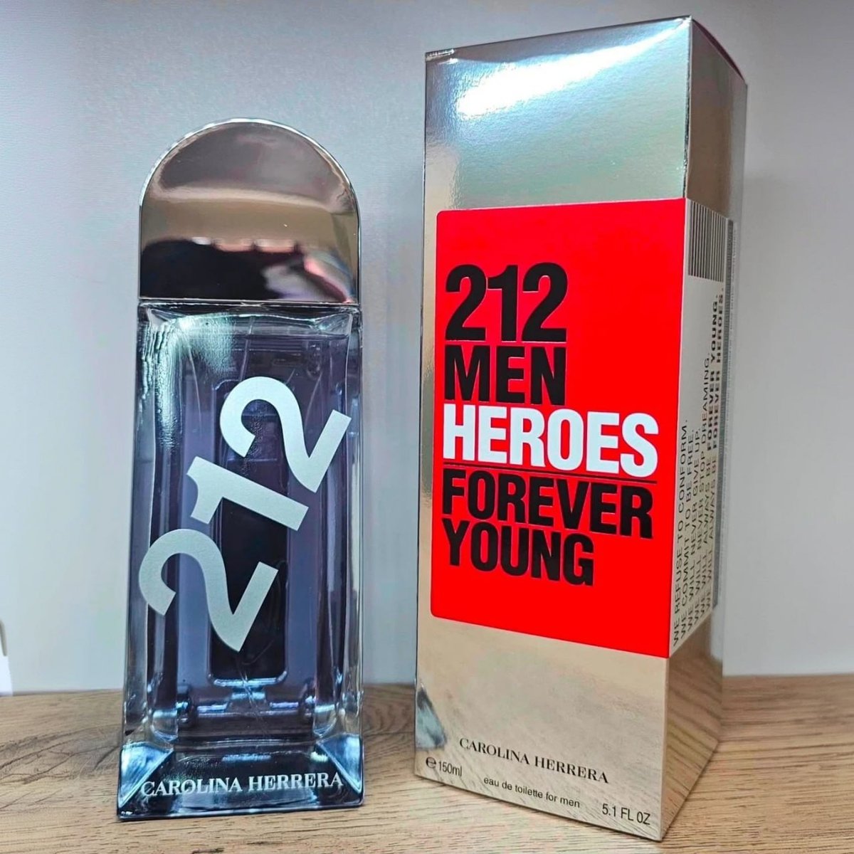 Perfume Carolina Herrera 212 Men Heroes Eau de Toilette 150ml