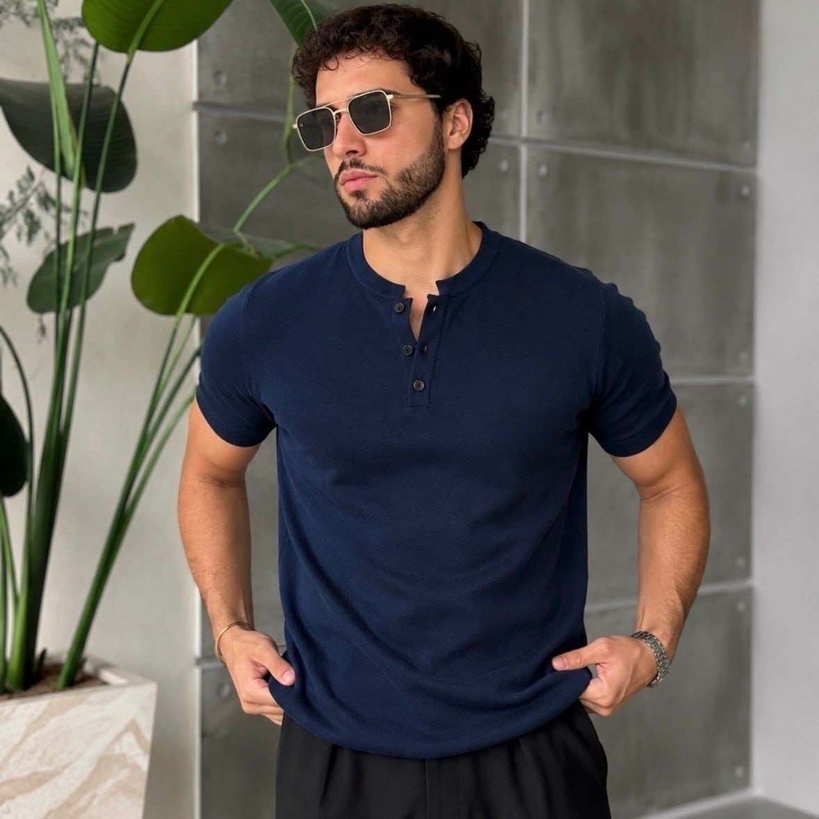 Camiseta Henley Algodão Premium (10 cores)