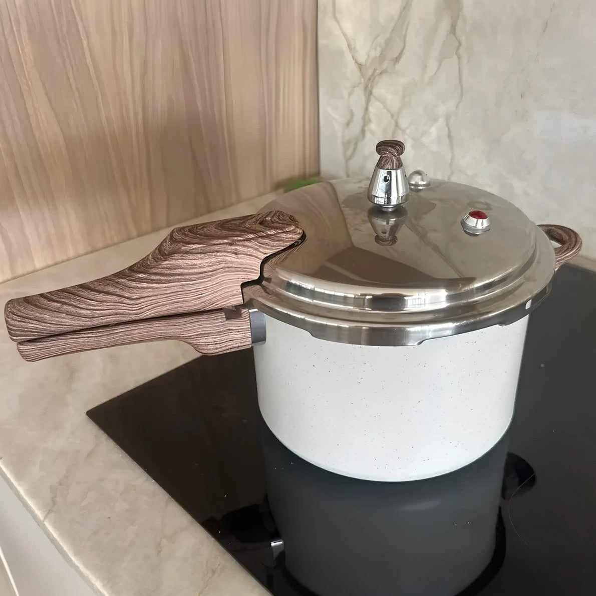 Panela de Pressão Vitrex Moncler 4.2 L Cerâmica e Indução com 4 Válvulas
