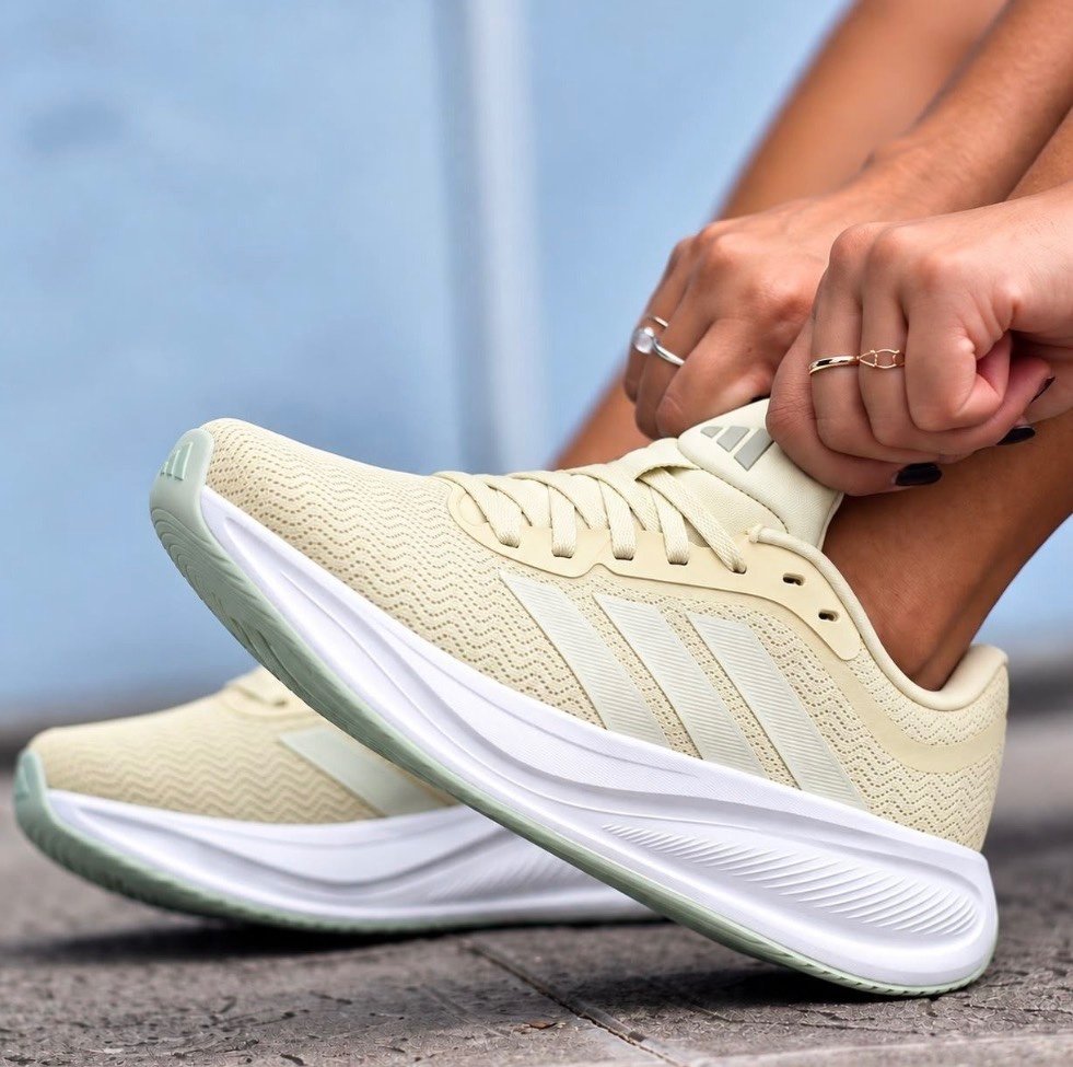 Tênis Adidas Response Runner 2