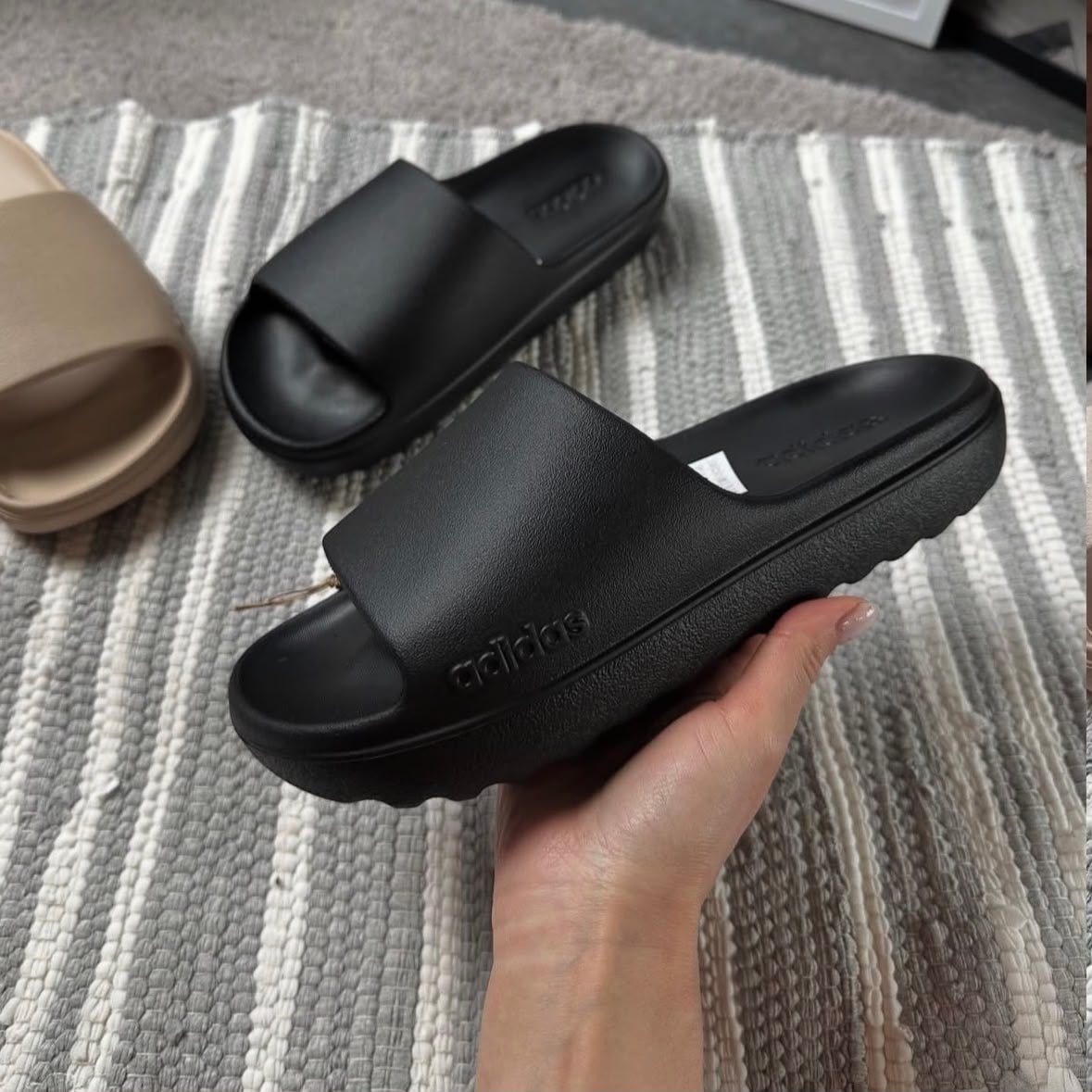 Chinelo Adilette Lumia Adidas