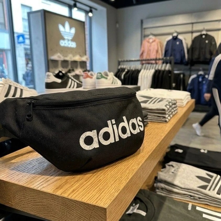 Bolsa Daily adidas Cor Preto / Black / White