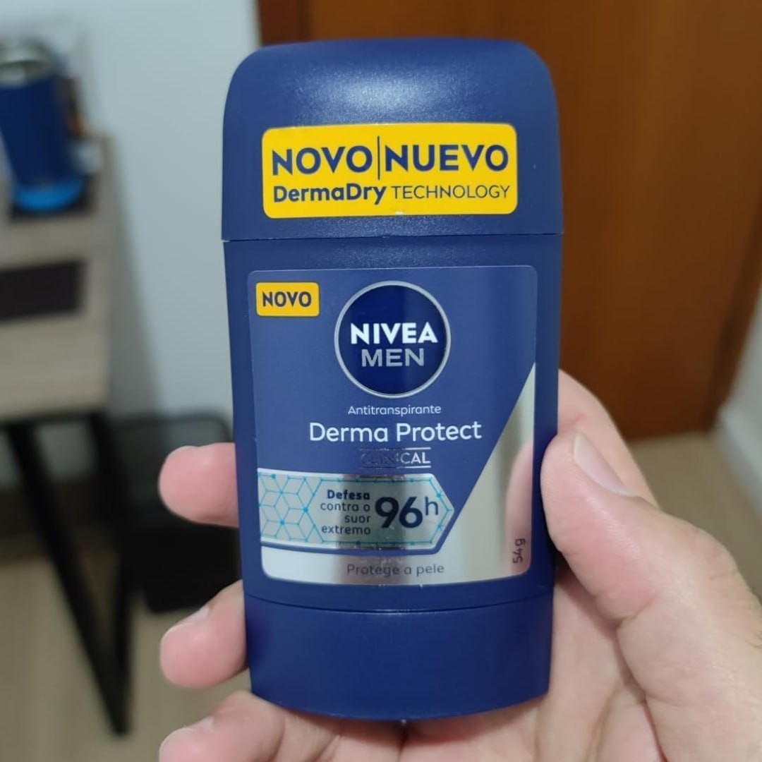 NIVEA MEN Desodorante Antitranspirante Stick Derma Protect Clinical 58g