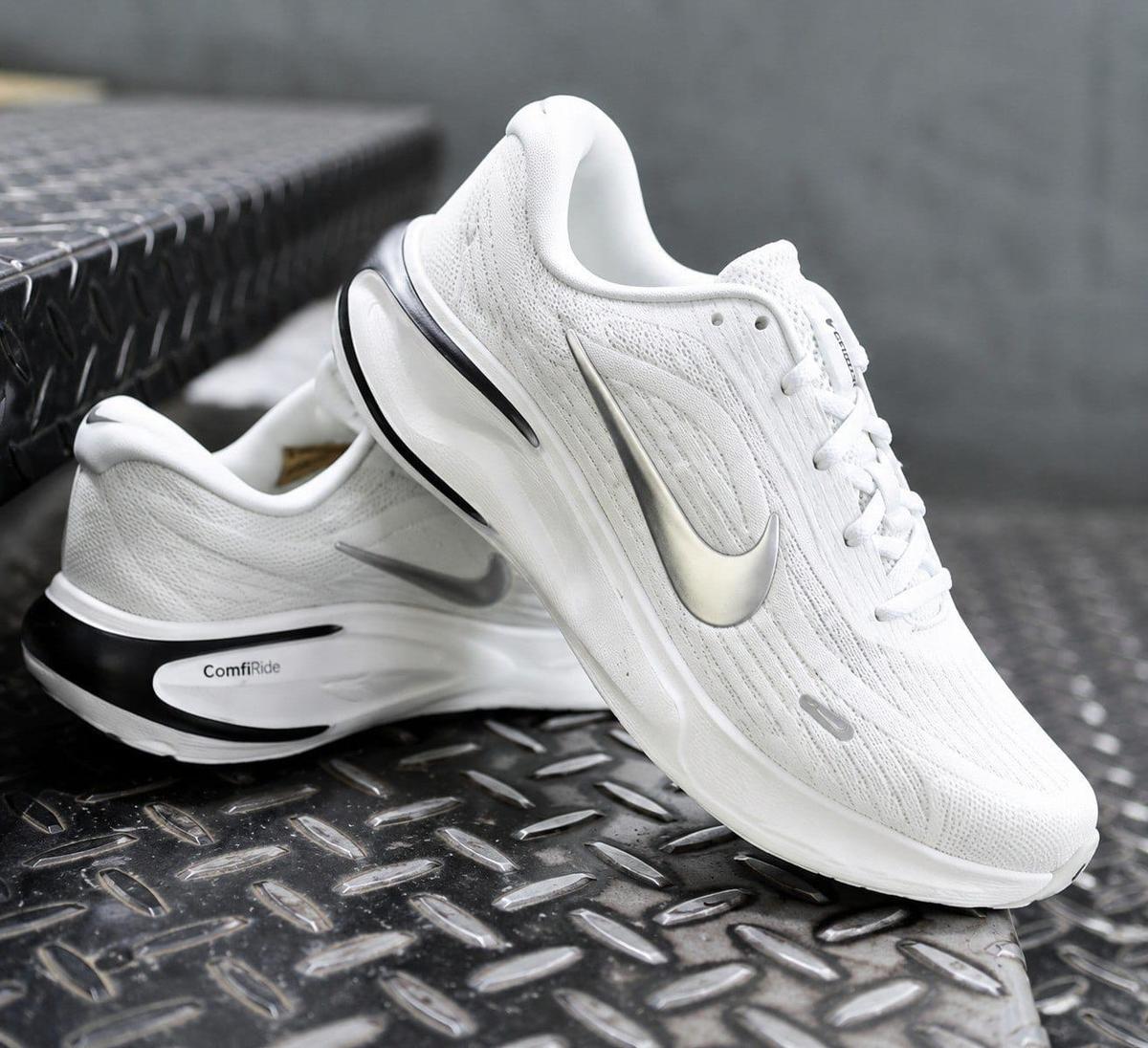 Tênis Nike Journey Run (42 ao 44)
