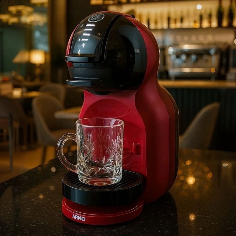Cafeteira Nescafé Dolce Gusto Mini Me Vermelha e Preta 127v