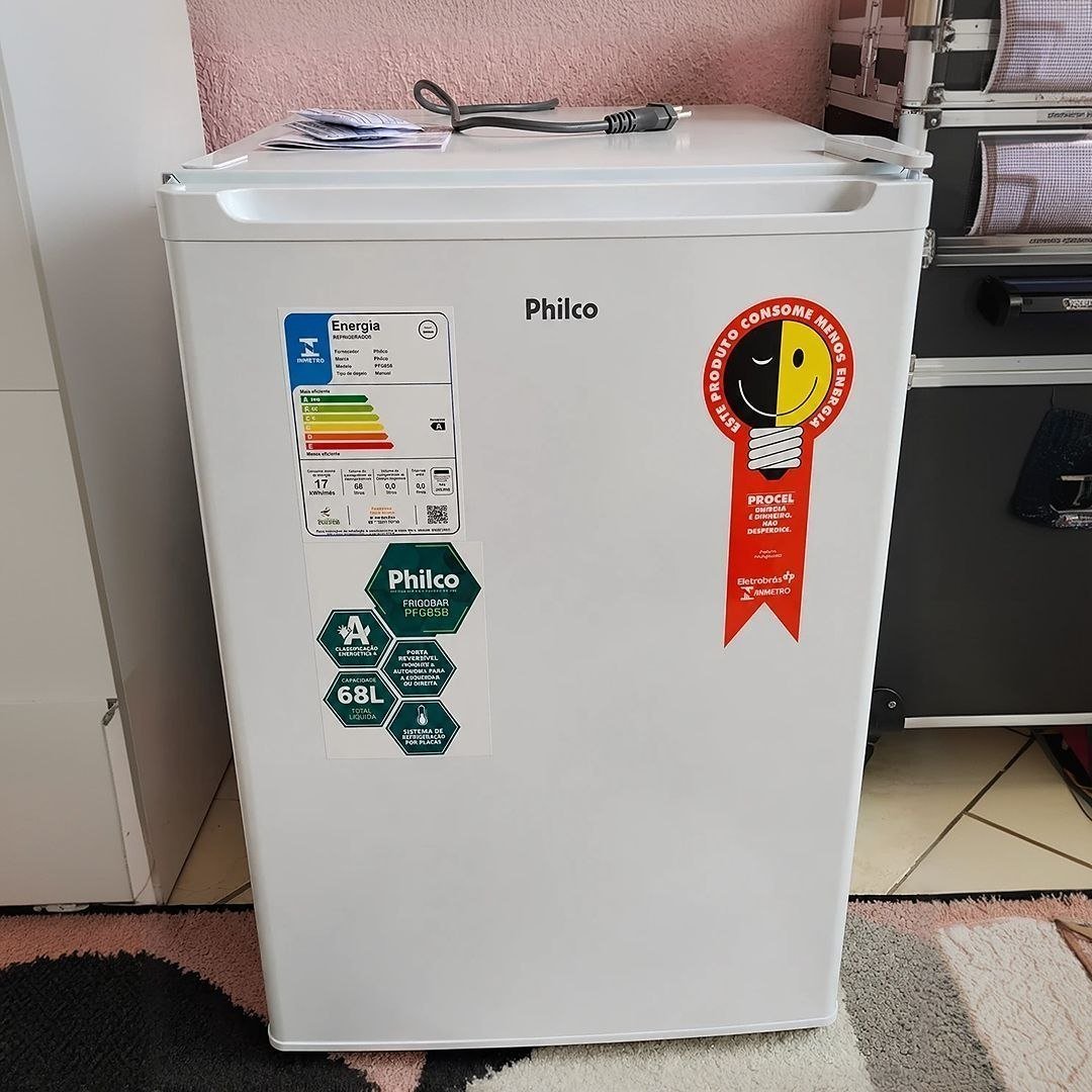 Frigobar Philco PFG85B 68 Litros Porta Reversível Cor Branco 220V