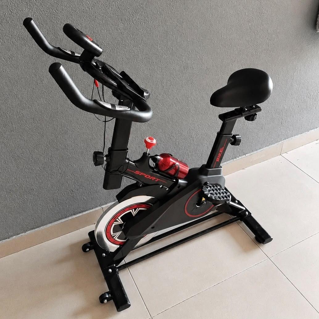 Bicicleta Spinning Ergométrica Com Monitor Sport até 120kg