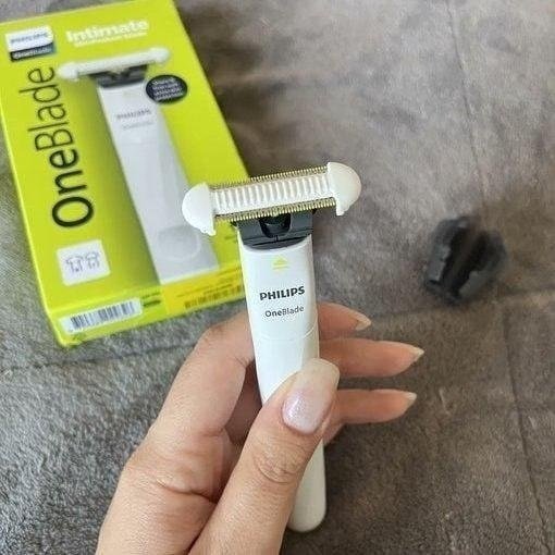 Aparador E Raspador Oneblade Intimate Qp1924/10 Philips
