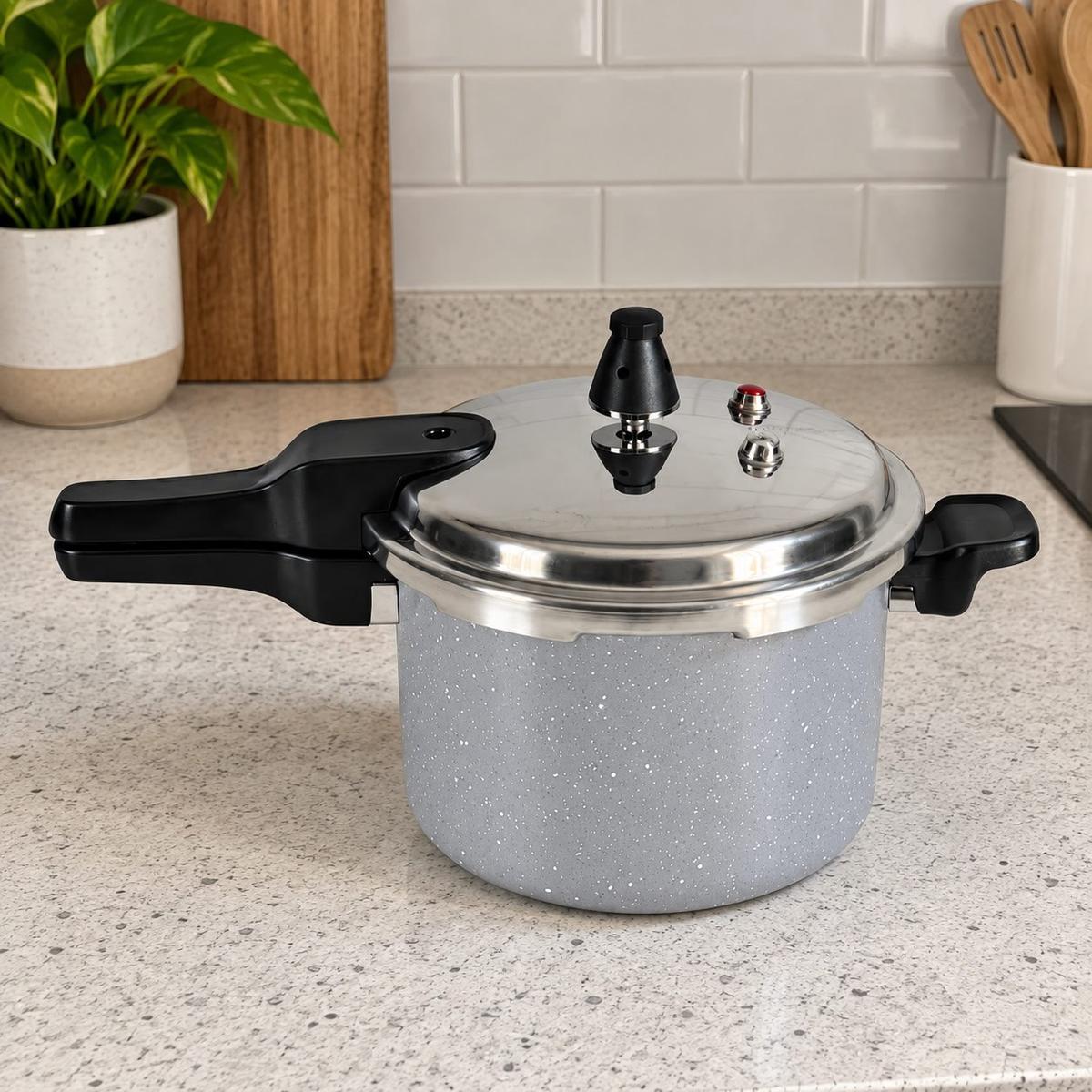 Panela De Pressão 4,2l Antiaderente De Indução Super Brinox Cor Cinza
