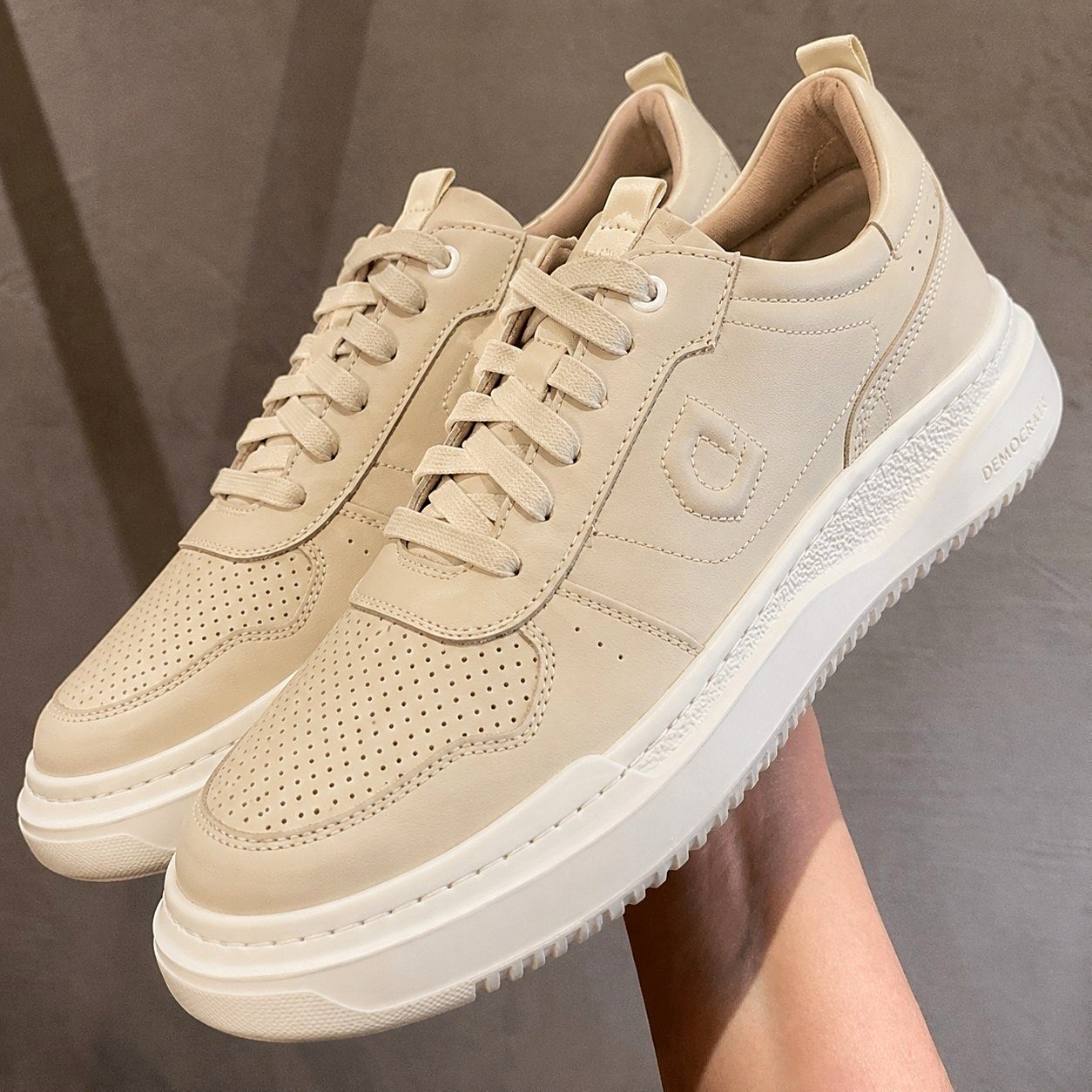 👟 Tênis Democrata Denim Block (2 cores)