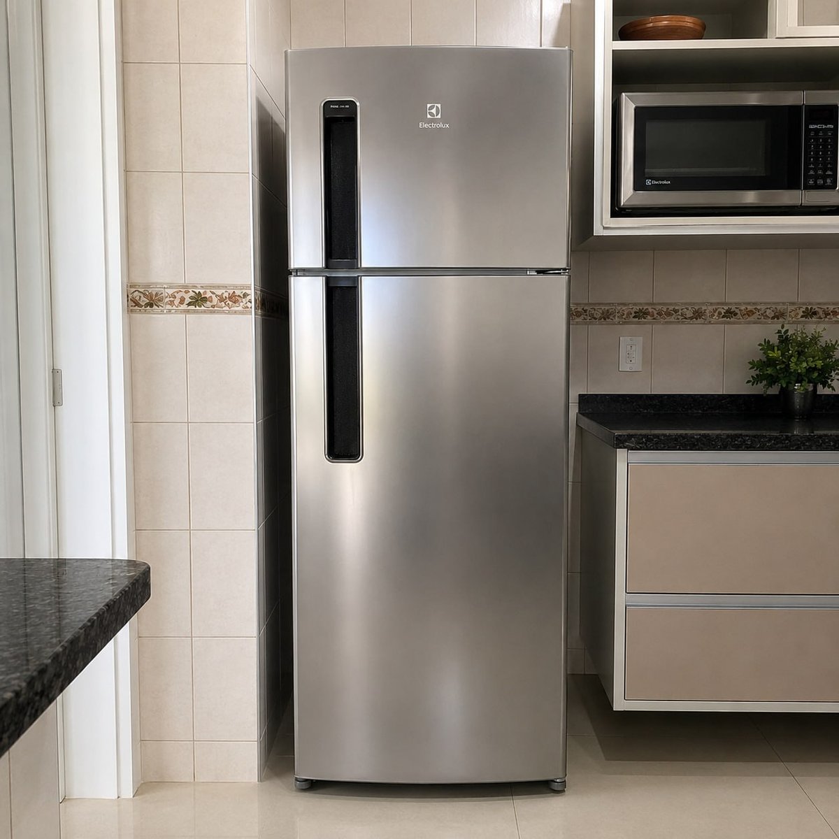 Geladeira Electrolux Frost Free 320L Duplex Inox Look (TF38S) 127V