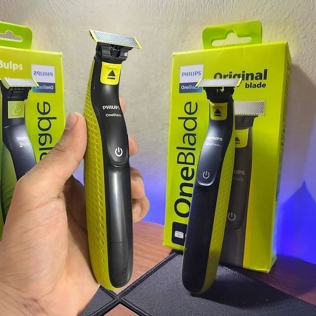 Aparador e Raspador de Pelos Philips OneBlade com 3 Pentes QP2724/10