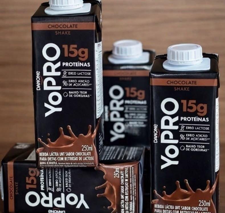 12 Unidades YoPRO Bebida Láctea UHT Chocolate 250ml