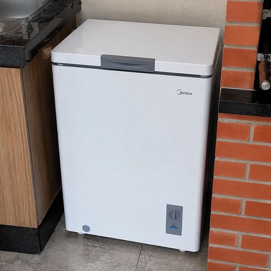 Freezer Horizontal 100l Inverter Bivolt Branco Midea Branco MDRC151FZD013