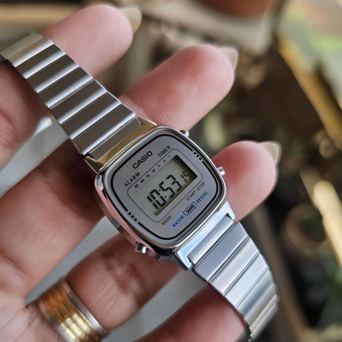 Relógio Casio Feminino Vintage Digital Mini Retrô Prata