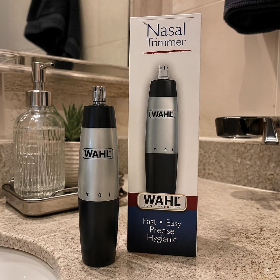 Wahl Aparador Trimmer de Pelos para Nariz e Orelha Cor Preto Pilhas AA