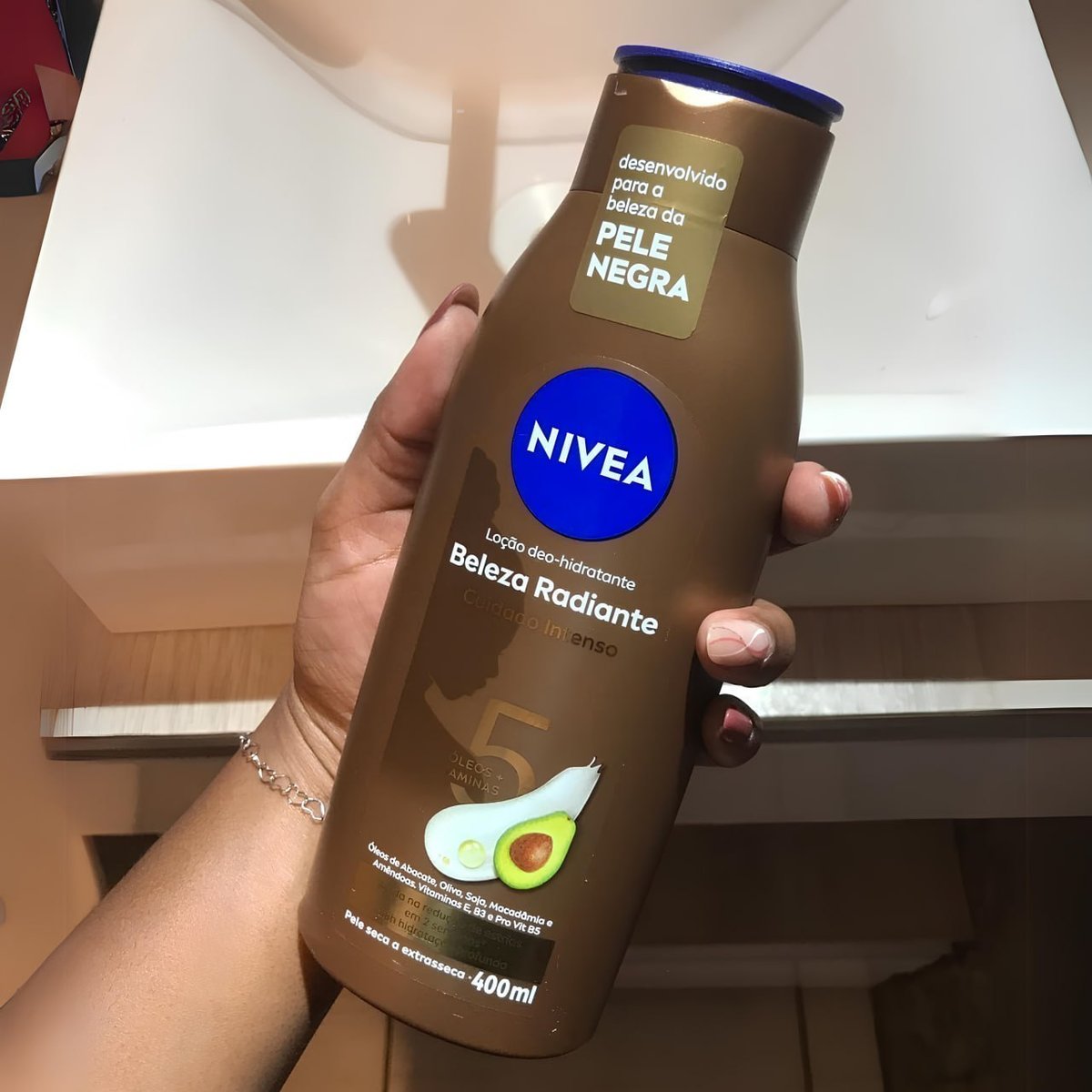 NIVEA Hidratante Desodorante Beleza Radiante Cuidado Intenso 400ml