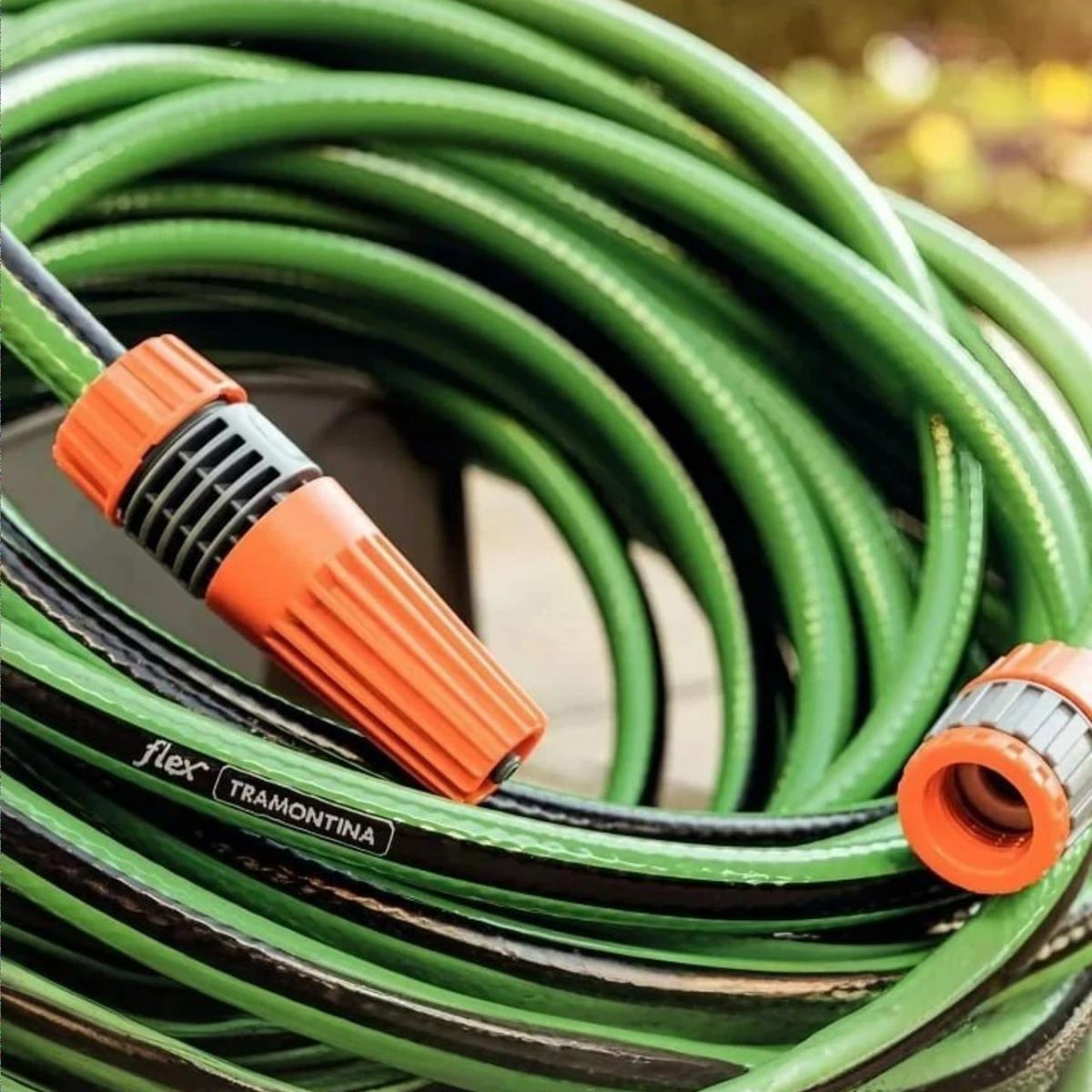 Mangueira Jardim Flexivel 30m Tramontina Reforçada 4 Camadas Cor Verde-escuro