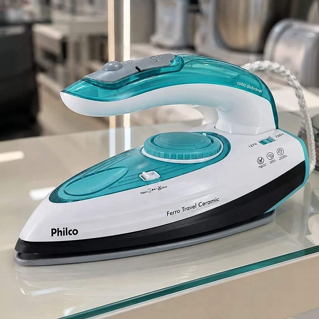 Ferro De Passar Philco Travel Ceramic Vapor Extra Bivolt Azul-turquesa