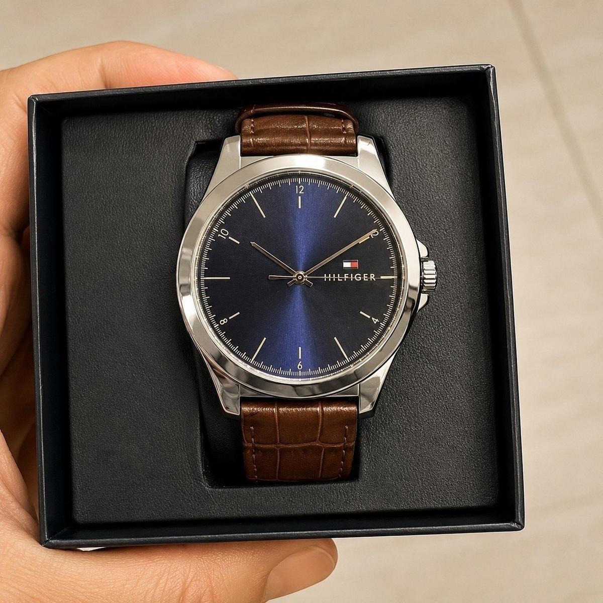 Relógio de couro masculino Tommy Hilfiger