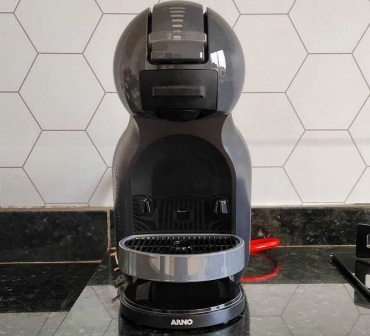 Cafeteira Nescafé Dolce Gusto Mini Me 2.0