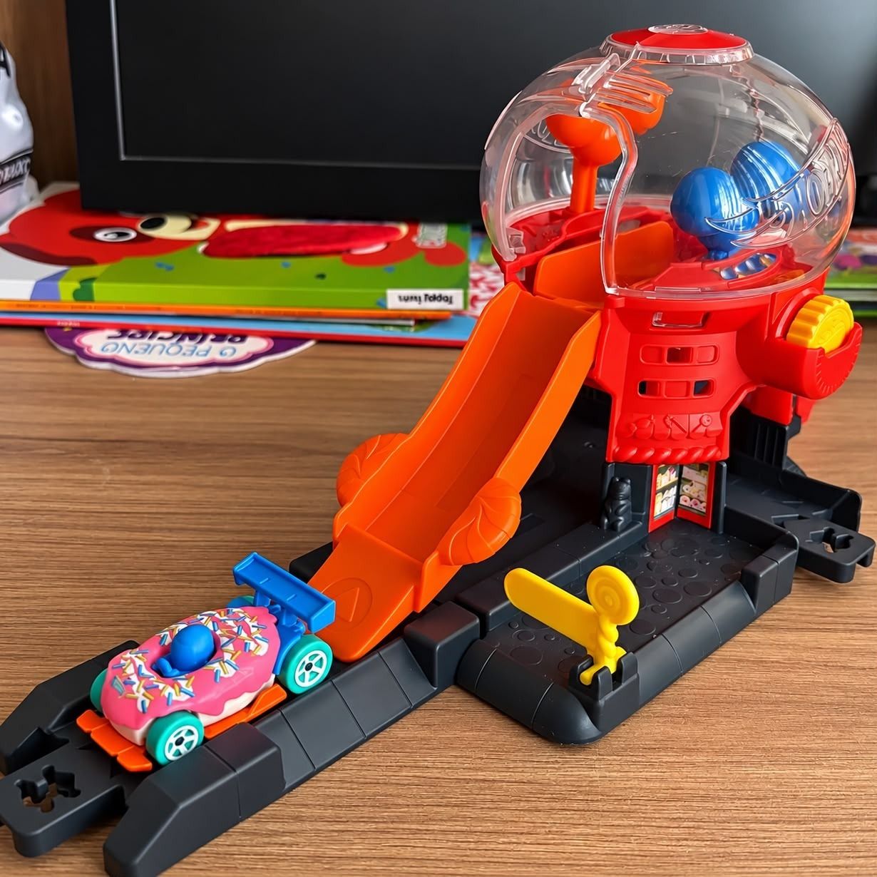 Pista de Carrinho de Brinquedo Hot Wheels City Doceria