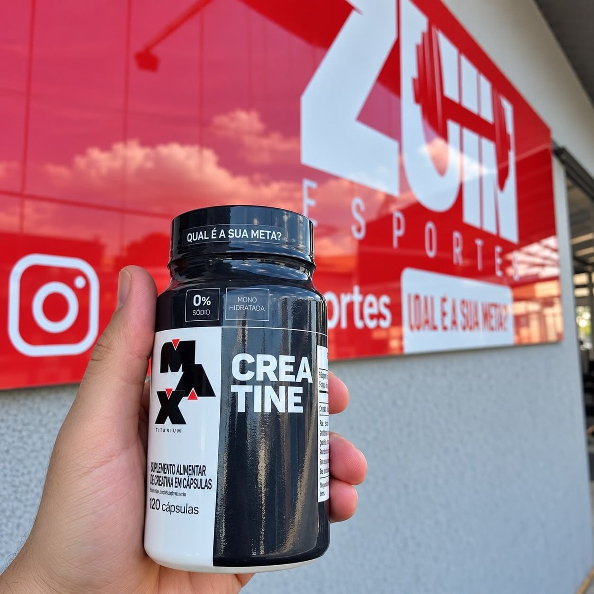 Creatina Max Titanium monohidratada em cápsula de 120 un