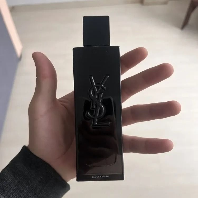 Perfume Yves Saint Laurent MYSLF Eau de Parfum 60ml