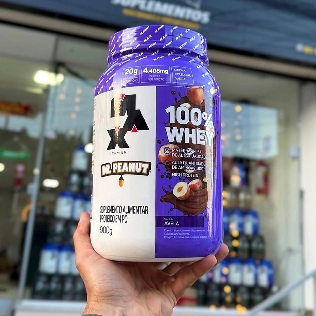 🏋️ 100% Whey Max Titanium x Dr. Peanut 900g Sabor Avelã