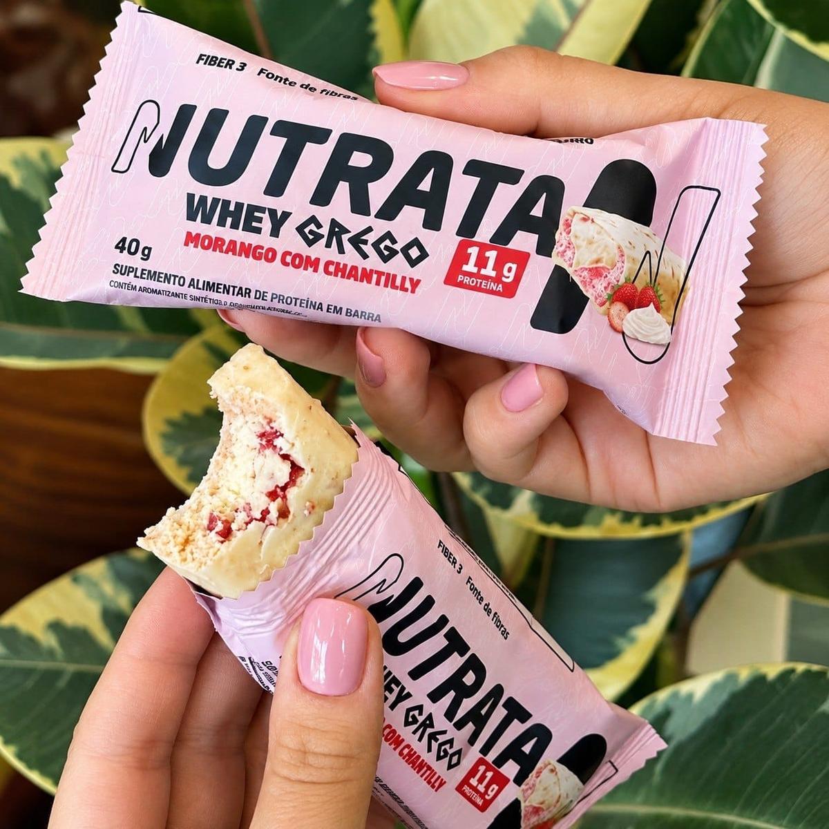 Caixa com 12 Barras Nutrata Whey Grego 40g Morango com Chantilly