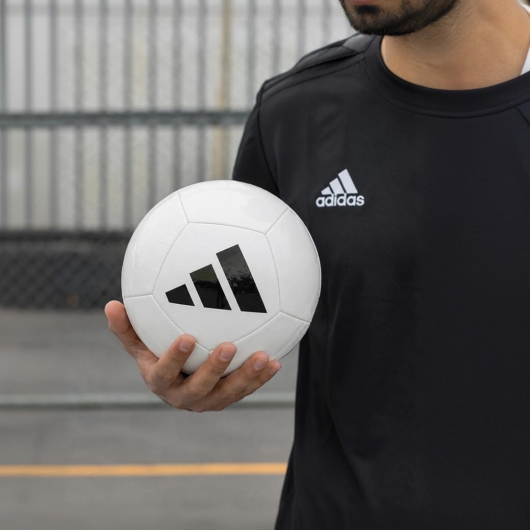 Bola De Futebol Universadi adidas
