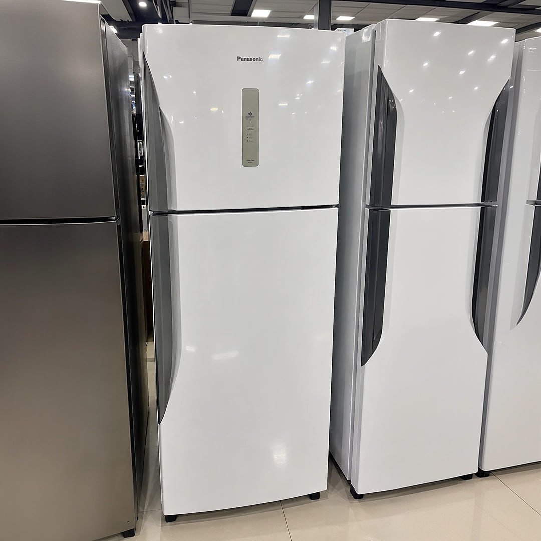 Refrigerador Panasonic 391l Branco Nr-bt41pd2w Branco