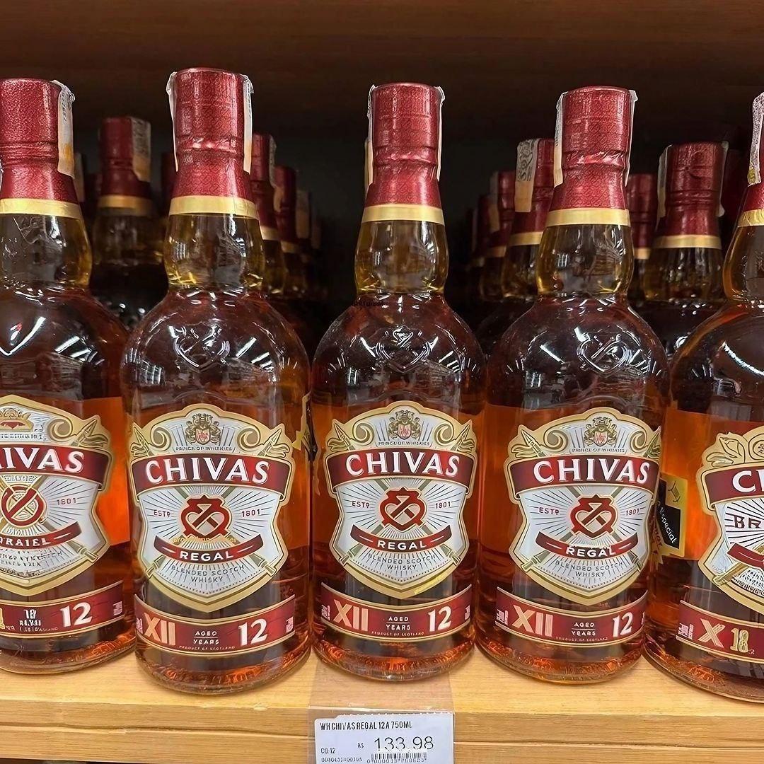 Whisky Chivas Regal 12 anos Blended Escocês - 1 litro