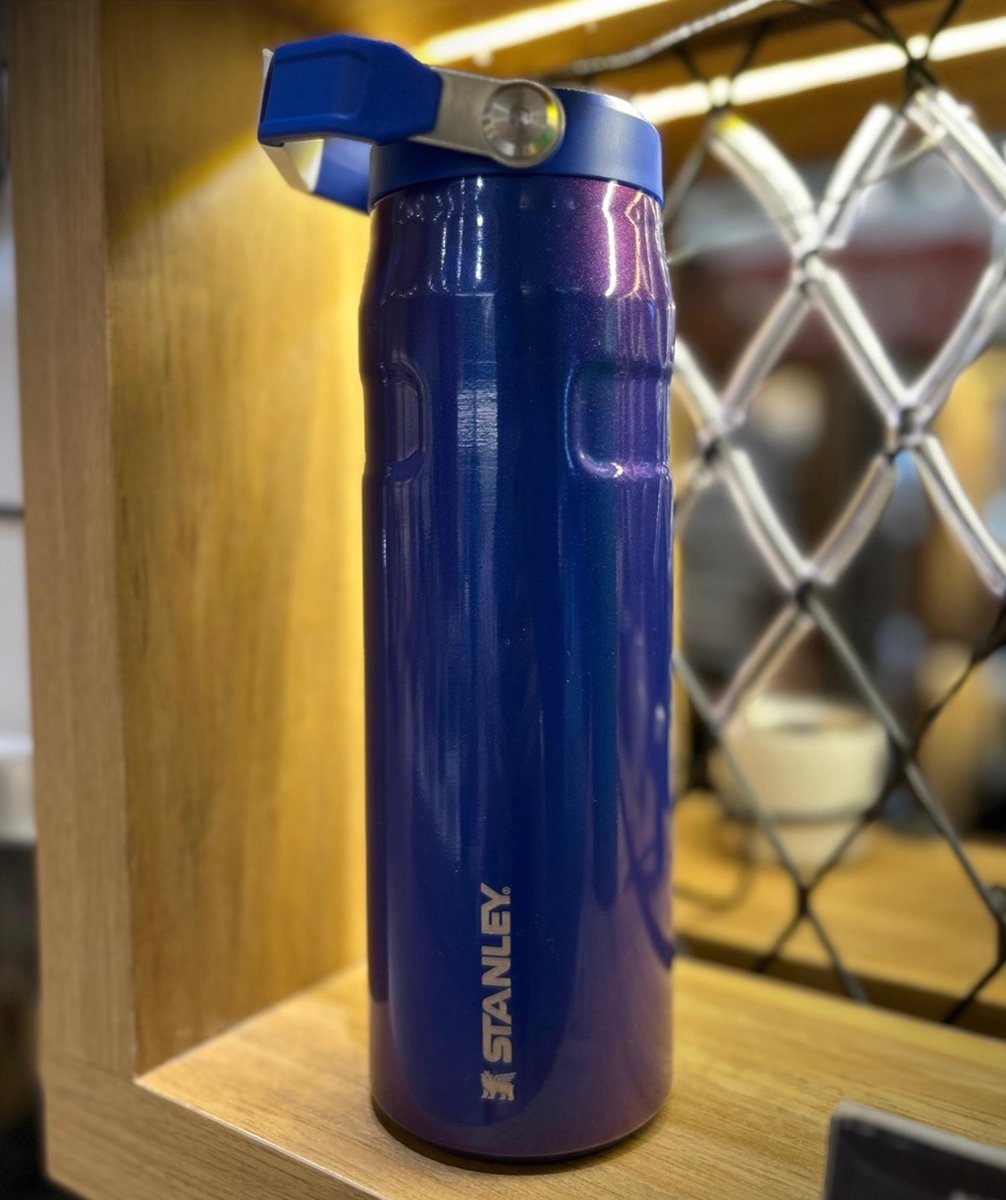 Garrafa Stanley Aerolight Flip Straw Sapphire Shimmer 710ml
