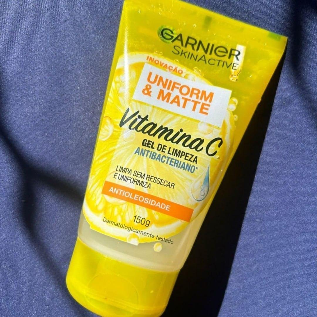 Gel de Limpeza Facial Antibacteriano Garnier Uniform & Matte Vitamina C, 150ml