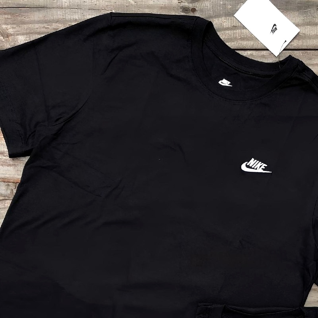 👕 Camiseta Nike Sportswear Club